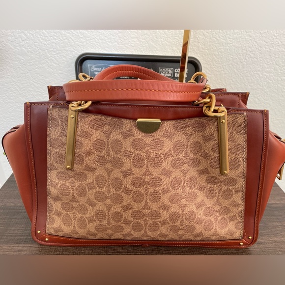 COACH Dreamer Vintage/Rare Handbag/Crossbody with Detachable Strap - Picture 6 of 13